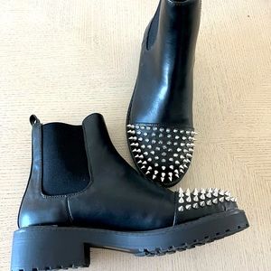 London Rebel chelsea studded boots size 7 Brand new